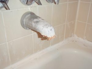 How to Remove A Tub Spout That's Stuck