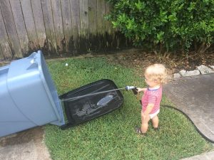 How to Clean Garbage Can with Vinegar