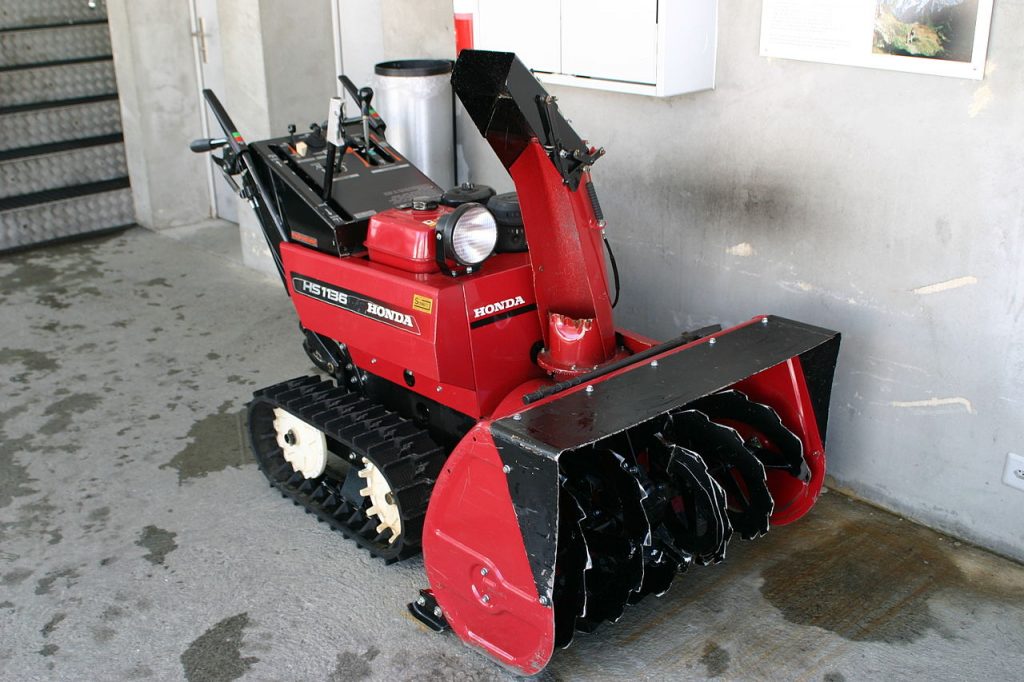 Two-stage Gas Snow Blowers